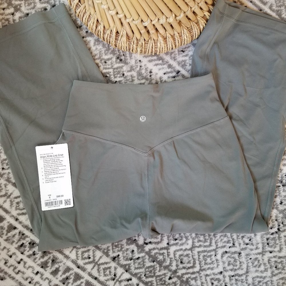NWT Lululemon Align Wide Leg Crop Grey Sage Size 2 4